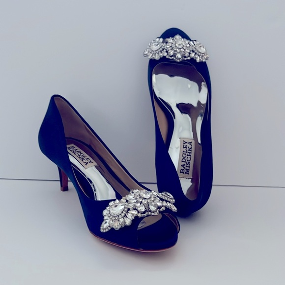 *Badgley Mischka Royal Blue Satin Pumps  Rhinestone Embellishment Size 5 - Picture 2 of 15